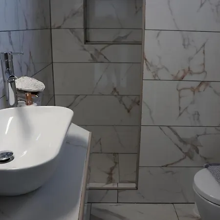 Olympus Paradise 3 بيت للعطل سكوتينا