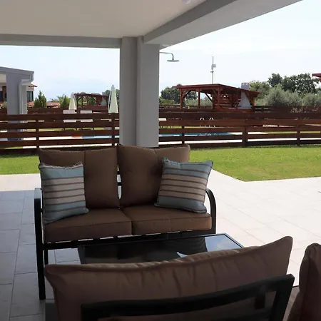 Olympus Paradise 3 * سكوتينا