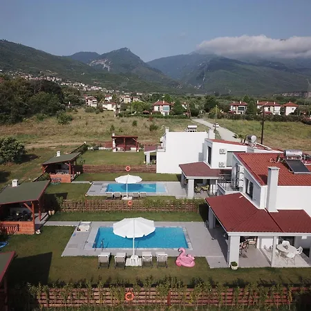 Olympus Paradise 3 *